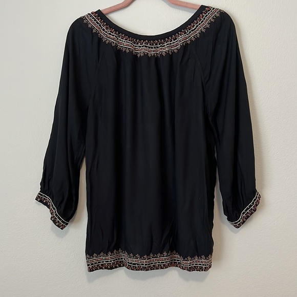 Lucky Brand black and stitched blouse - Picture 4 of 6